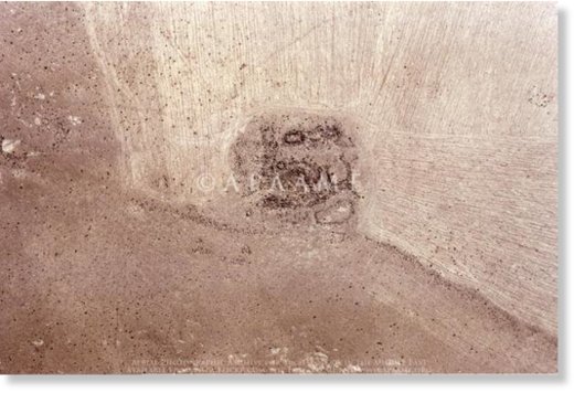 Остатки одной из башен, расположенных вдоль стены Хатт Шебиб