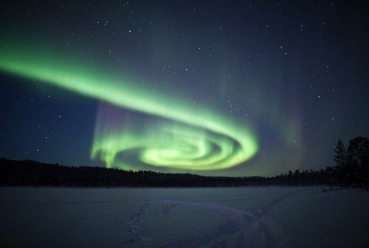 Spiral aurora