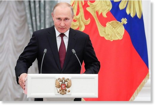 Эпоха Путина могла сложиться и более, и менее успешно, но на протяжении всего своего правления Путину приходилось играть почти без козырей