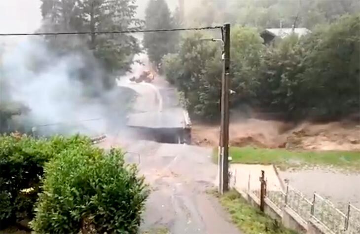 Проливные дожди привели к наводнениям на юго-востоке Франции