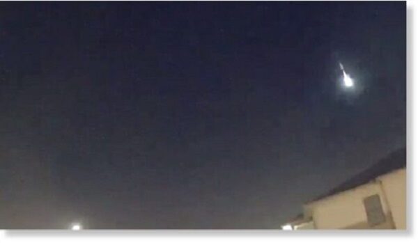 Падение метеорита зафиксировали в небе над Техасом, США