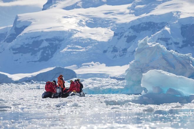 За 3 месяца в Антарктиде зафиксировано более 30 тыс. подземных толчков