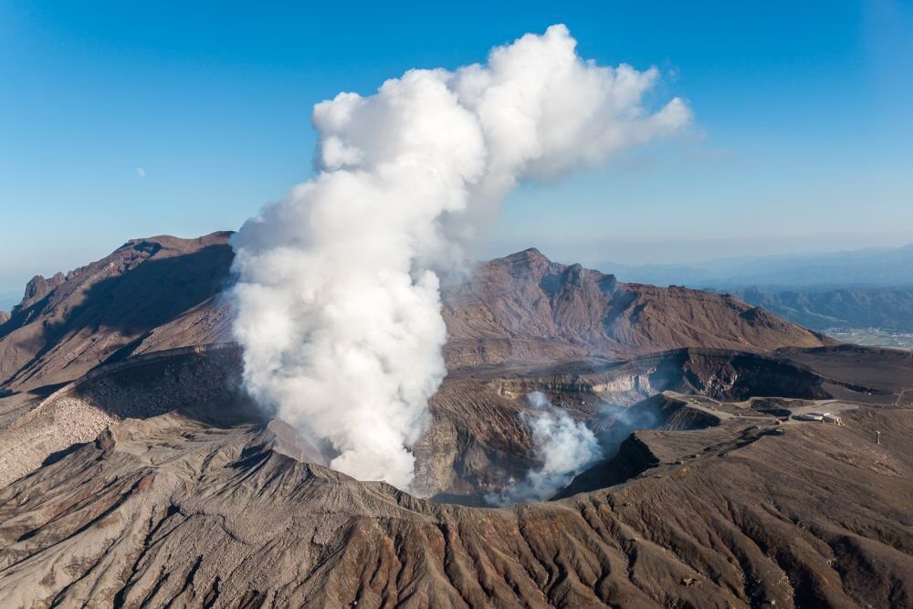 В Японии проснулся вулкан Отакэ