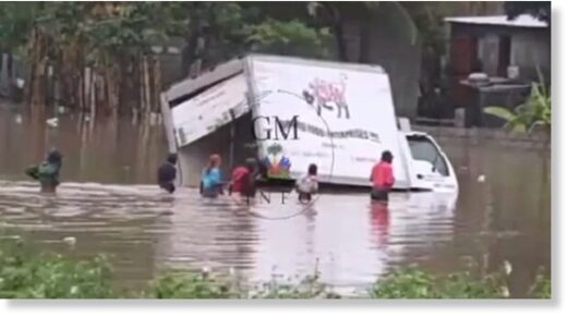 Сильный дождь вызвал наводнения на Гаити