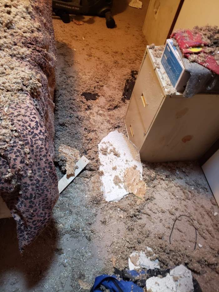 Мегакриометеор: кусок льда размером с пушечное ядро ​​упал на дом в Винконсине