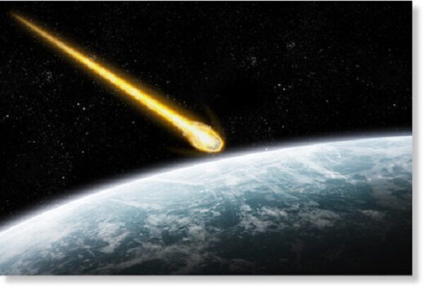 Падение метеорита зафиксировали над центральной частью США