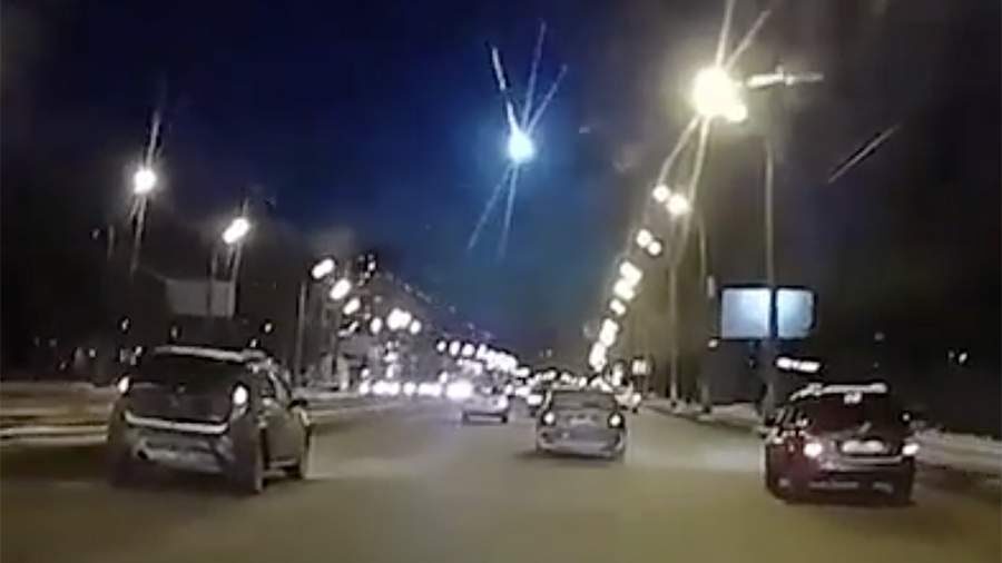 Падение метеорита сняли на видео в Татарстане, Чувашии и Марий Эл