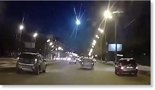 Падение метеорита сняли на видео в Татарстане, Чувашии и Марий Эл