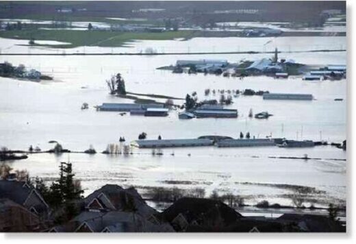 Канадские порты простаивают из-за катастрофического наводнения