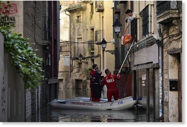 Наводнения на севере Испании убили 2 человека