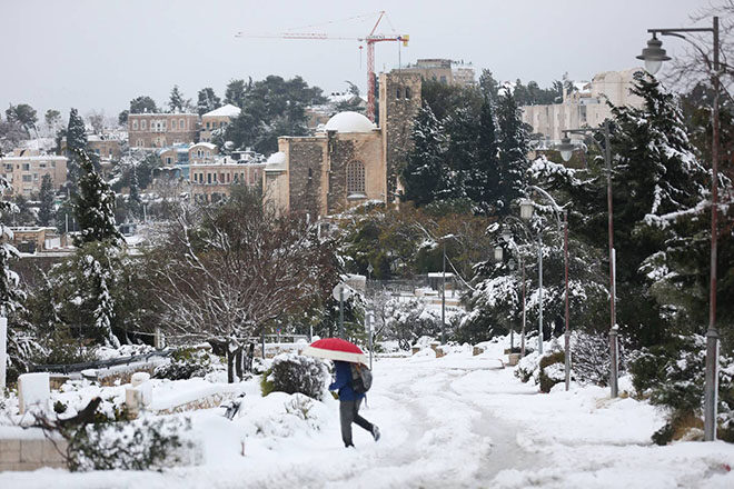 На Израиль обрушился зимний шторм «Элпис»
