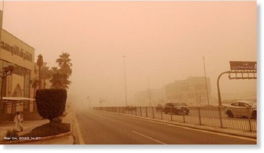 Мощная песчаная буря накрыла Эр-Рияд, Саудовская Аравия