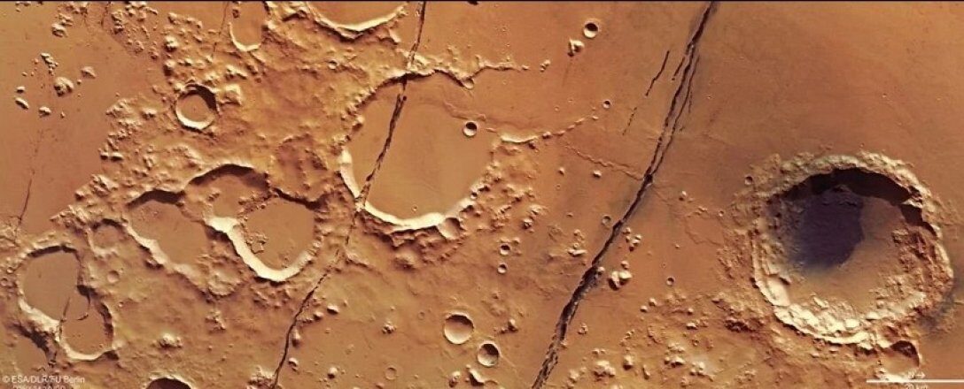 Регион Cerberus Fossae на Марсе