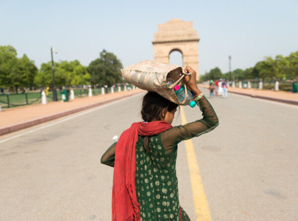Апрель жарит: Индию накрыл небывалый для этого месяца 42-градусный зной