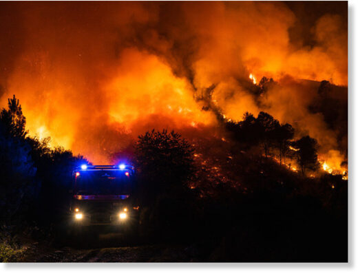 Горячий июнь: в Испании из-за аномальной жары бушуют лесные пожары