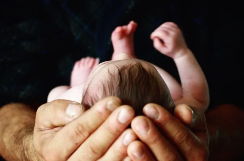 Новорожденный чувствует тонкие языковые различия в самые первые часы жизни