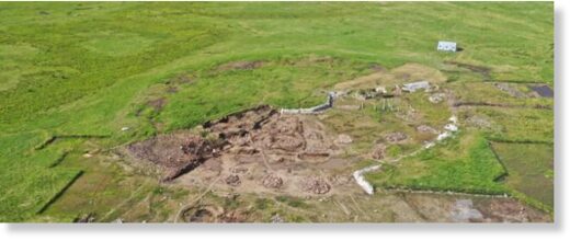 На раскопках древнего кургана в Тыве найдены неожиданные артефакты