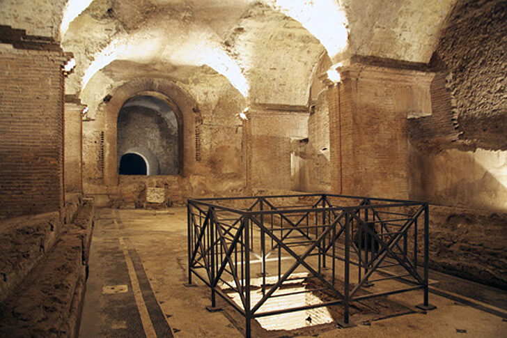 The sacrificial well in the Mithraeum of Caracalla​