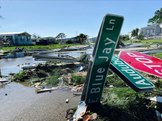 Количество жертв урагана «Иэн» достигло 45 человек