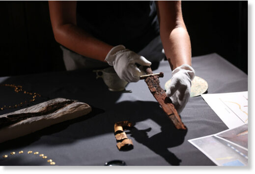 Связи с персами и 10 знаков зодиака. Археологи Фанагории нашли иранский меч и жрицу Афродиты