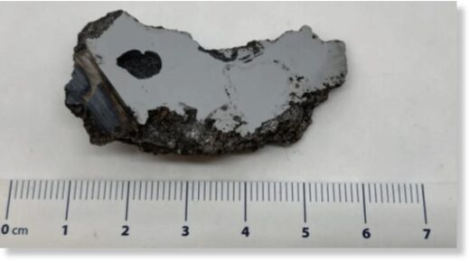 Минерал олсенит, один из трех минералов, обнаруженных в астероиде Эль-Али
