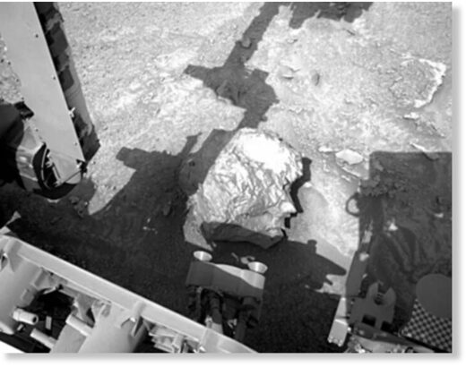 NASA нашла на поверхности Марса инопланетный метеорит