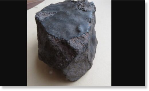 Камень, выброшенный в космос, вернулся на Землю через тысячи лет: французские исследователи считают, что метеорит, найденный в Марокко, образовался на Земле